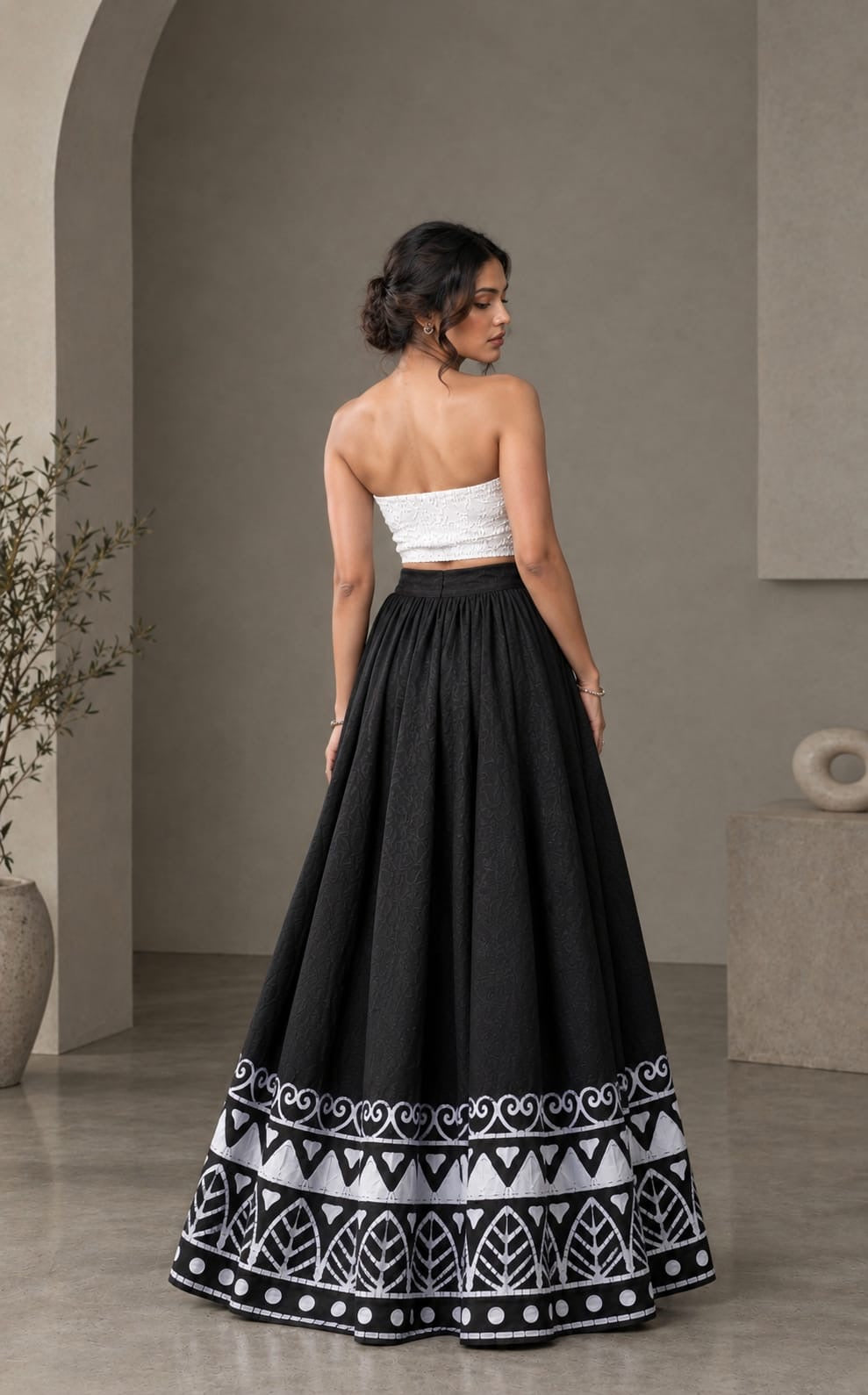 Aavira Batik Maxi Skirt 🖤
