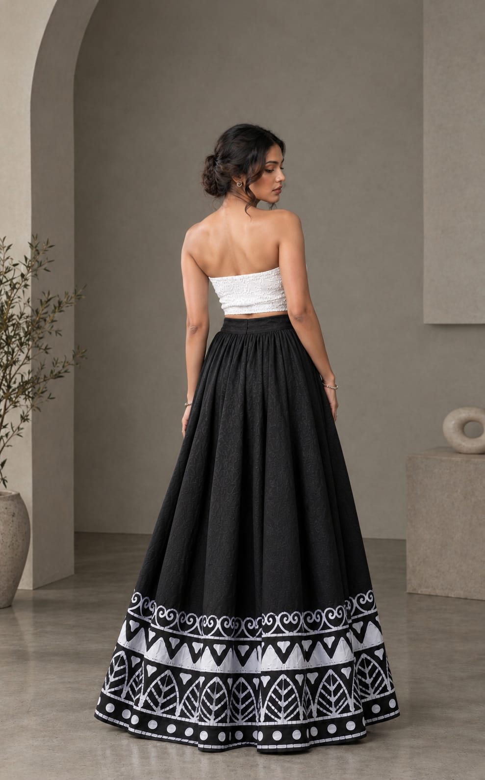 Aavira Batik Maxi Skirt 🖤
