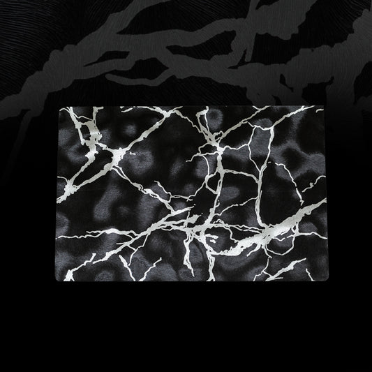 BLACK I WHITE - Electric feel table mat